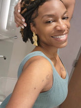 Load image into Gallery viewer, Les Fleurs 2